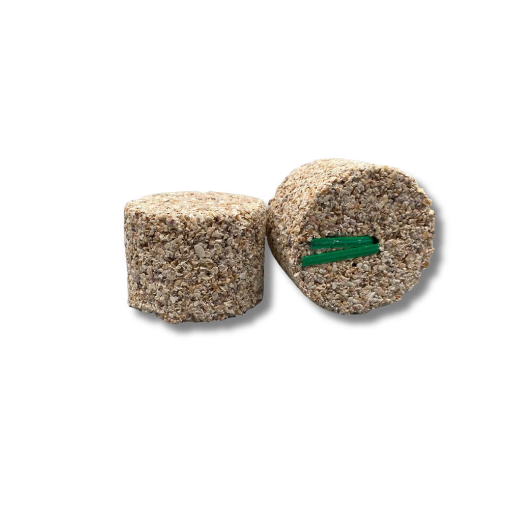 Fine mineral stone for parakeets